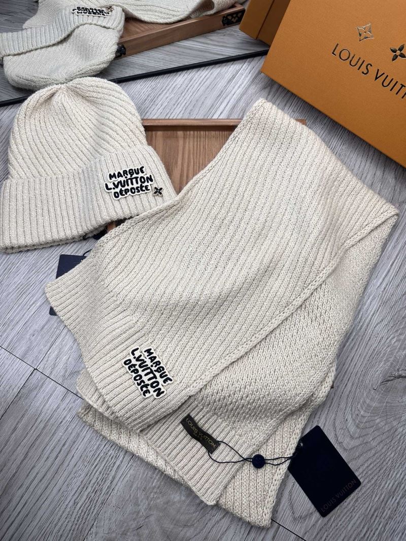 Louis Vuitton Caps Scarfs